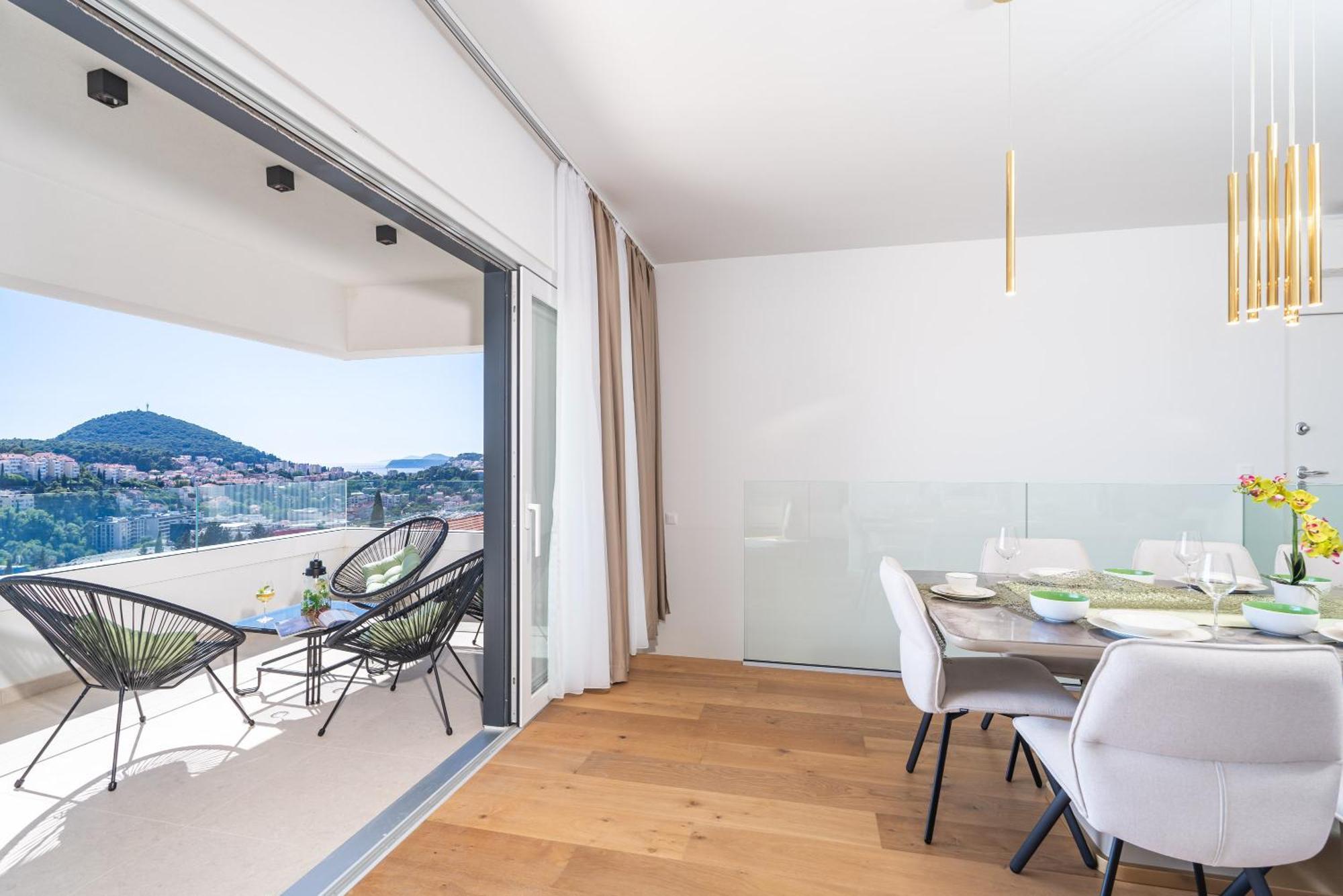 Sunset Apartment